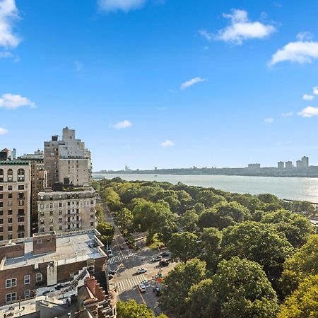 Riverside Tower Hotel New York Exterior photo