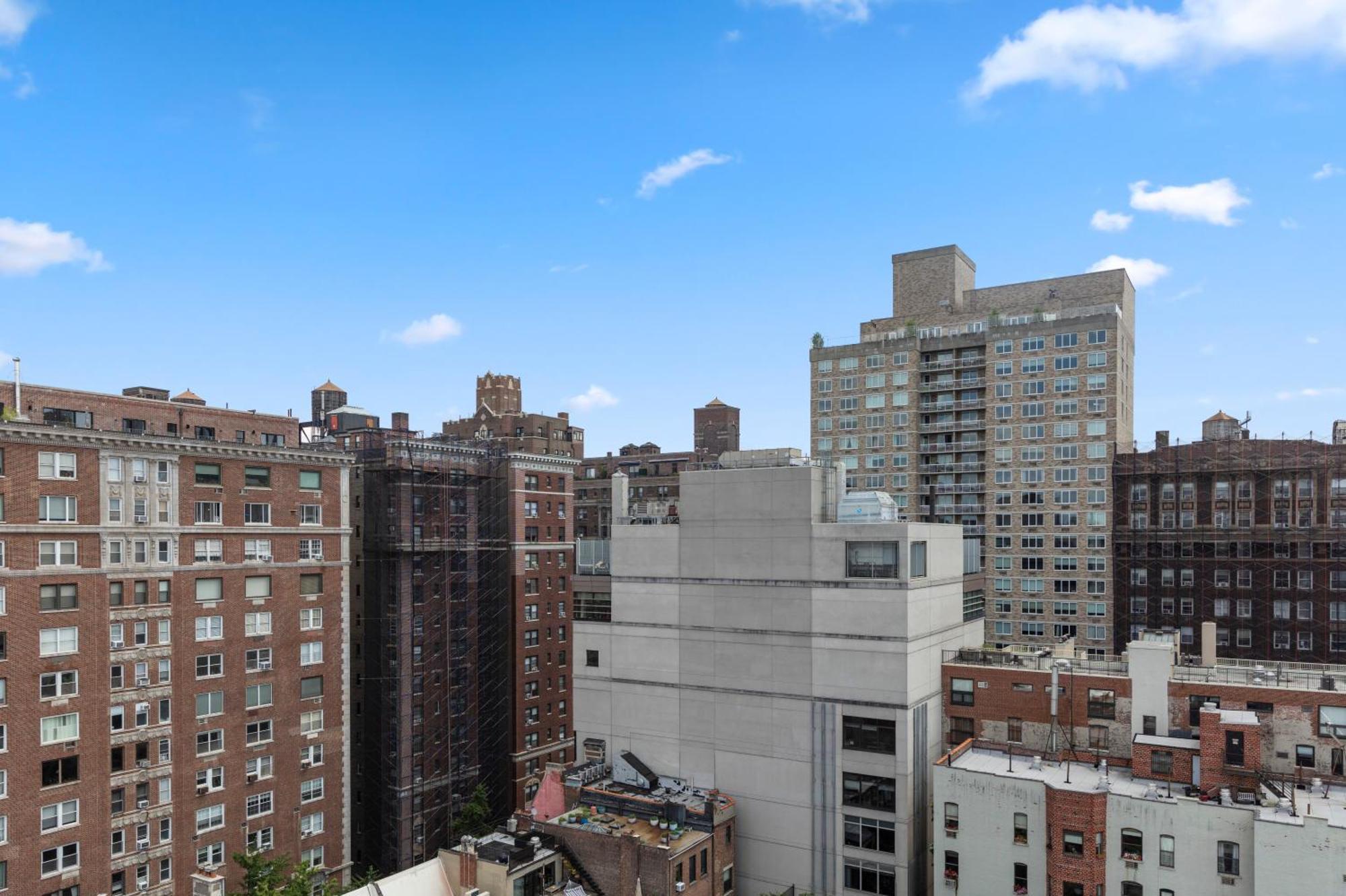 Riverside Tower Hotel New York Exterior photo